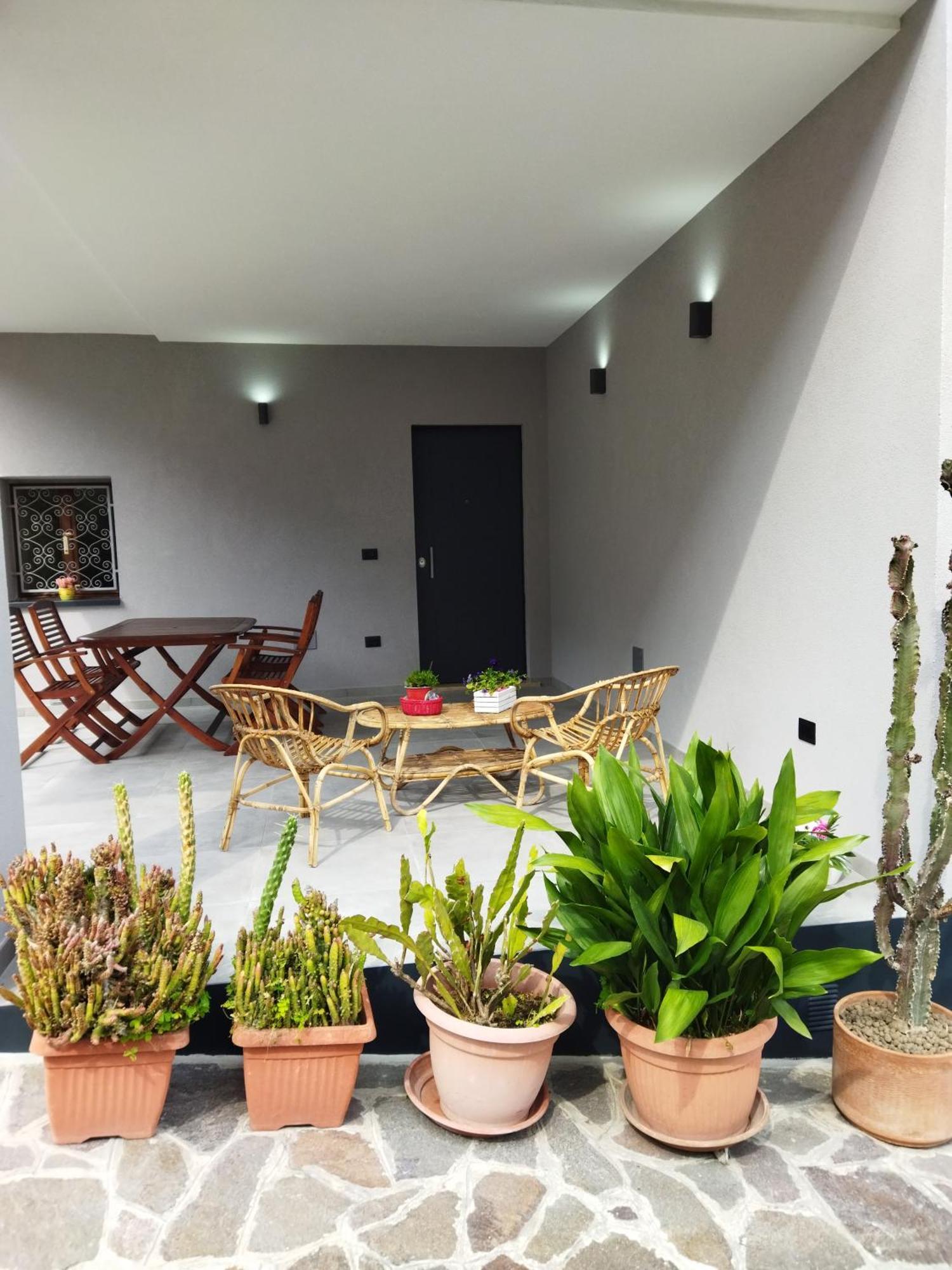 Апартаменты Rose Garden House Wi-Fi Рива-дель-Гарда Экстерьер фото